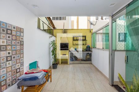 Varanda de apartamento à venda com 2 quartos, 75m² em Havaí, Belo Horizonte