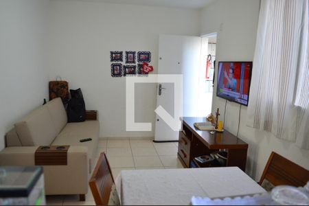 Sala  de apartamento para alugar com 2 quartos, 45m² em Chacaras Reunidas Santa Terezinha, Contagem