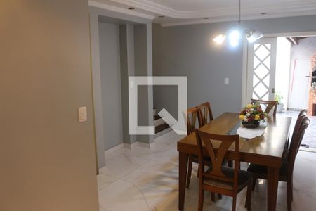 Sala de casa de condomínio à venda com 3 quartos, 240m² em Mauá, São Caetano do Sul