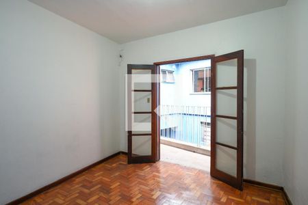 Quarto 1 de casa para alugar com 2 quartos, 100m² em Jardim Maria Estela, São Paulo