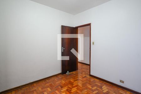 Quarto 1 de casa para alugar com 2 quartos, 100m² em Jardim Maria Estela, São Paulo