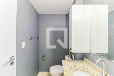 Banheiro de apartamento à venda com 1 quarto, 49m² em Santo Amaro, São Paulo