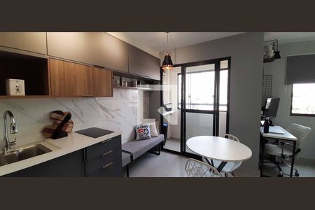 Cozinha de apartamento à venda com 1 quarto, 24m² em Bonfim, Osasco