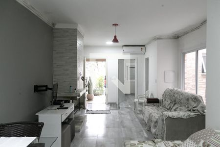 Sala de casa para alugar com 2 quartos, 71m² em Aberta dos Morros, Porto Alegre