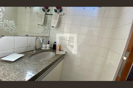 Banheiro Suíte de apartamento à venda com 3 quartos, 70m² em Dom Cabral, Belo Horizonte