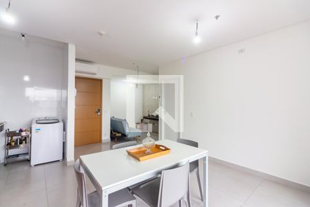 Sala e Cozinha  de apartamento à venda com 2 quartos, 62m² em Industrial Autonomistas, Osasco