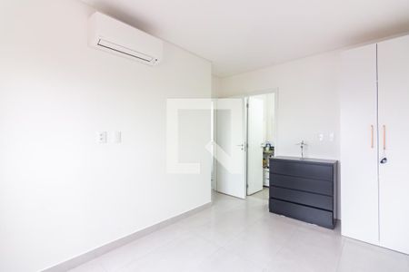 Suíte  de apartamento à venda com 2 quartos, 62m² em Industrial Autonomistas, Osasco