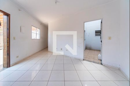 Sala de apartamento para alugar com 2 quartos, 50m² em Vila Mazzei, Santo André