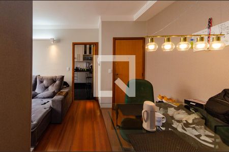 Sala de apartamento à venda com 2 quartos, 70m² em Buritis, Belo Horizonte