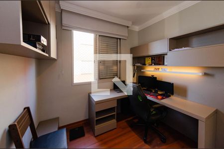 Quarto 1 de apartamento à venda com 2 quartos, 70m² em Buritis, Belo Horizonte