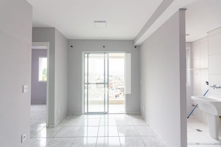 Sala  de apartamento para alugar com 2 quartos, 45m² em Aliança, Osasco