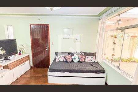 Sala  de casa à venda com 3 quartos, 186m² em Vila Alpina, Santo André