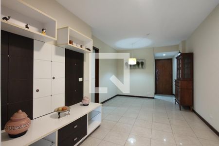 Sala de apartamento para alugar com 4 quartos, 101m² em Barra da Tijuca, Rio de Janeiro