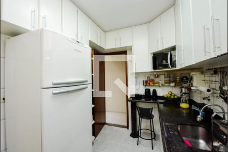 Apartamento à venda com 131m², 3 quartos e 1 vaga Apartamento à venda com 131m², 3 quartos e 1 vagaCozinha