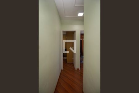 Corredor de apartamento à venda com 3 quartos, 80m² em Vila Palmeiras, São Paulo