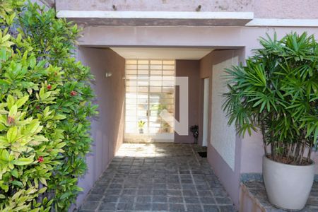 Casa à venda com 158m², 3 quartos e 2 vagas Casa à venda com 158m², 3 quartos e 2 vagasGaragem