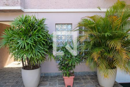 Casa à venda com 158m², 3 quartos e 2 vagas Casa à venda com 158m², 3 quartos e 2 vagasGaragem