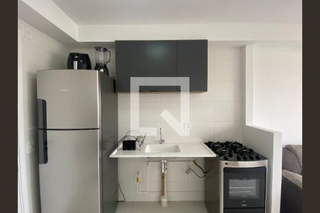 Cozinha de apartamento para alugar com 1 quarto, 24m² em Brás, São Paulo