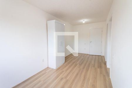 Sala/ Quarto de kitnet/studio para alugar com 1 quarto, 27m² em Vila Independencia, São Paulo