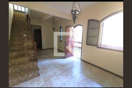 Casa à venda com 3 quartos, 236m² em Largo do Barradas, Niterói