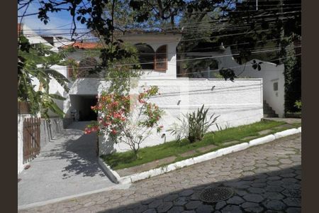 Casa à venda com 4 quartos, 210m² em Fonseca, Niterói