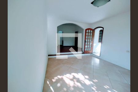 Casa à venda com 4 quartos, 210m² em Fonseca, Niterói