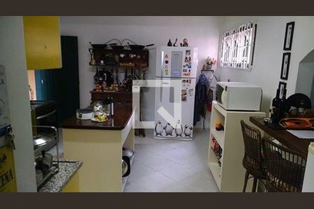 Casa à venda com 3 quartos, 274m² em Serra Grande, Niterói