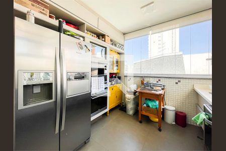 Apartamento à venda com 2 quartos, 112m² em Moema, São Paulo