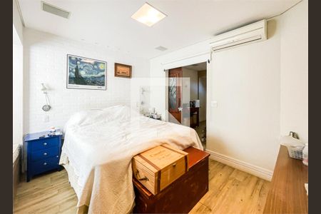 Apartamento à venda com 2 quartos, 112m² em Moema, São Paulo