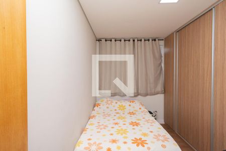 Quarto 2 de apartamento à venda com 3 quartos, 80m² em Santa Cruz Industrial, Contagem