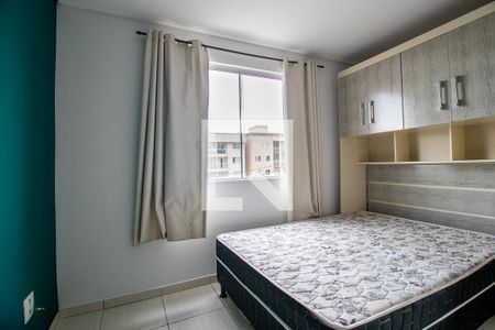 Quarto 2 de apartamento para alugar com 2 quartos, 48m² em Parque da Fonte, São José dos Pinhais