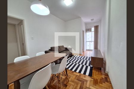 Sala de apartamento à venda com 2 quartos, 70m² em Botafogo, Rio de Janeiro