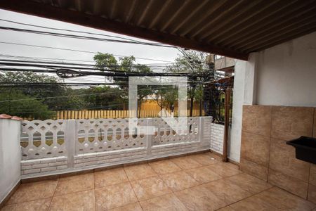 Sacada Quarto 1 de casa à venda com 1 quarto, 45m² em Parque Paineiras, São Paulo