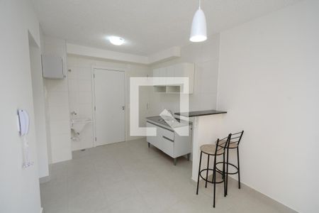 Sala/Cozinha de apartamento para alugar com 2 quartos, 36m² em Socorro, São Paulo