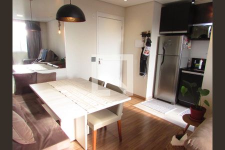 Sala de apartamento para alugar com 2 quartos, 43m² em Jardim Monte Alegre, Taboão da Serra