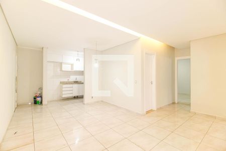 Sala e Quarto 1 de apartamento à venda com 3 quartos, 92m² em Guaiaúna, São Paulo