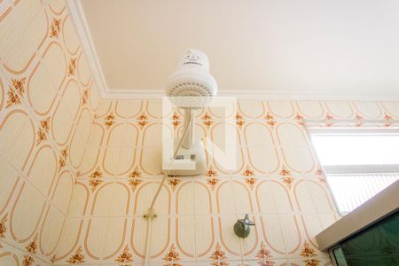 Casa à venda com 375m², 4 quartos e 5 vagas Casa à venda com 375m², 4 quartos e 5 vagasBanheiro do quarto 1