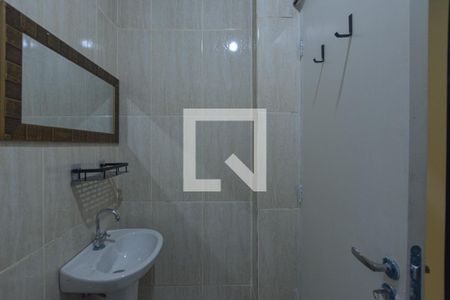 Banheiro de kitnet/studio para alugar com 1 quarto, 27m² em Vila Mariana, São Paulo