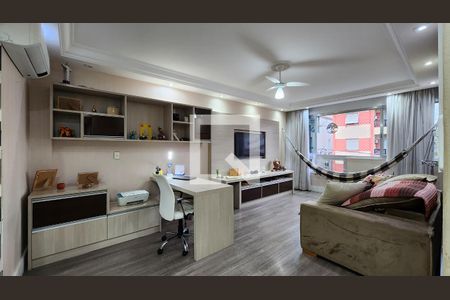 Sala de apartamento para alugar com 3 quartos, 123m² em Embaré, Santos