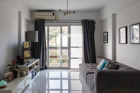 Sala de Estar/Jantar de apartamento à venda com 3 quartos, 146m² em Teresópolis, Porto Alegre