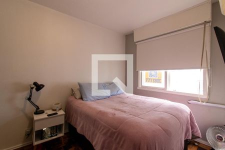 Quarto  de apartamento à venda com 1 quarto, 34m² em Vila Ipiranga, Porto Alegre