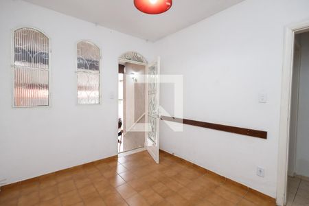 Sala de casa para alugar com 2 quartos, 88m² em Conjunto Residencial São Francisco, Taubaté