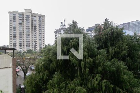 Vista da Sala de apartamento para alugar com 3 quartos, 175m² em Petrópolis, Porto Alegre