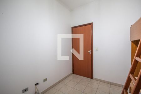 Casa à venda com 220m², 3 quartos e 4 vagas Casa à venda com 220m², 3 quartos e 4 vagasQuarto 3