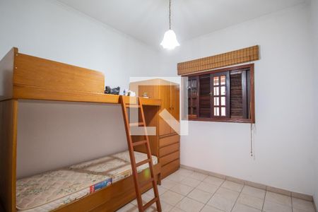 Casa à venda com 220m², 3 quartos e 4 vagas Casa à venda com 220m², 3 quartos e 4 vagasQuarto 3