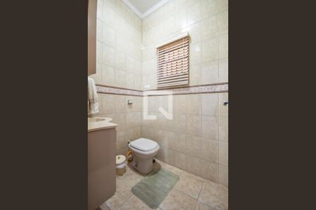 Casa à venda com 220m², 3 quartos e 4 vagas Casa à venda com 220m², 3 quartos e 4 vagasLavabo