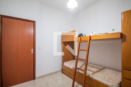 Casa à venda com 220m², 3 quartos e 4 vagas Casa à venda com 220m², 3 quartos e 4 vagasQuarto 3