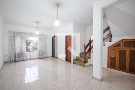 Casa à venda com 180m², 3 quartos e 4 vagasSala