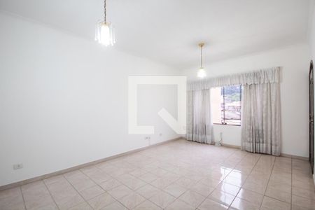 Casa à venda com 220m², 3 quartos e 4 vagas Casa à venda com 220m², 3 quartos e 4 vagasSala