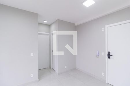 Sala de apartamento para alugar com 2 quartos, 37m² em Km 18, Osasco